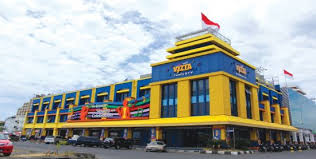 Legislator Manado Warning Pub dan Karaoke